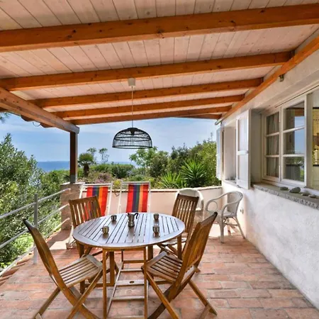 Casa Iris A Cavoli - Mare Cristallino E Relax Assoluto Spiaggia di Cavoli